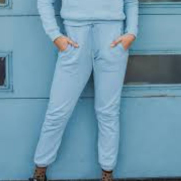 🌸 NEW ban.do Blue Sky Reversed Classic Sweatpants (SIZE M, L, XL) - Picture 2 of 6